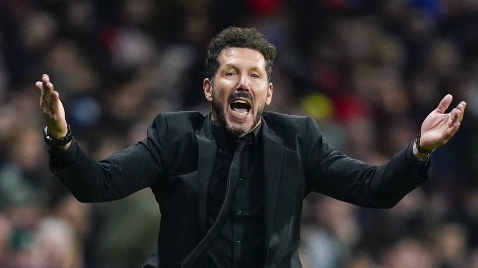 Oficial: Simeone renova com o Atlético Madrid