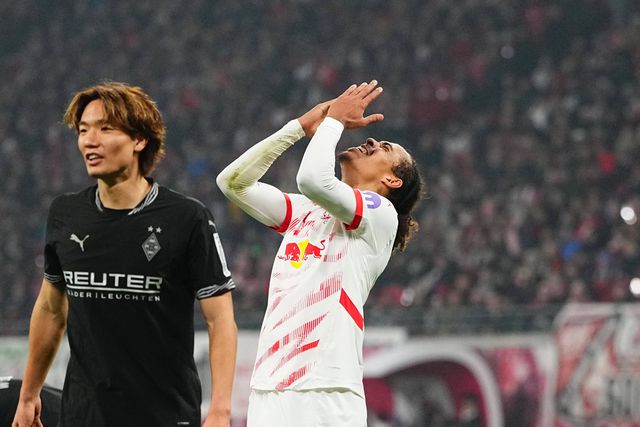 Leipzig volta a perder pontos na Bundesliga e Bayern agradece