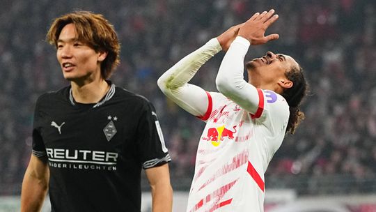 Leipzig volta a perder pontos na Bundesliga e Bayern agradece