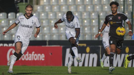 Farense: Elves Baldé dispensado da seleção da Guiné-Bissau