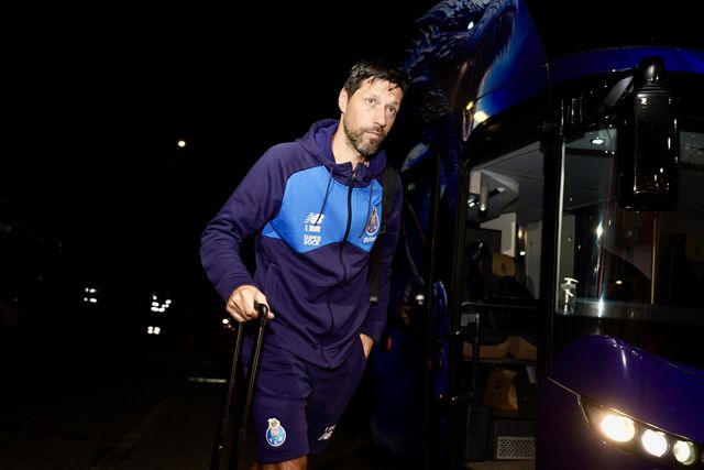 «Quantas vezes é que Vítor Bruno já mudou a dupla do meio-campo do FC Porto?»