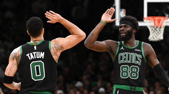 Oito pontos e um ressalto: nova noite especial de Neemias Queta nos Celtics