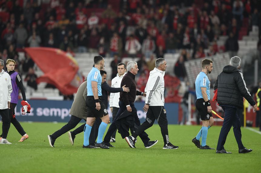 Confusão no final do Benfica-Casa Pia - Foto: Sérgio Miguel Santos