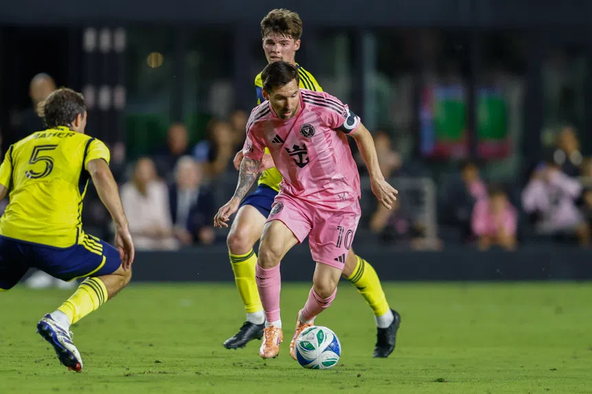 Messi humilha! Túnel viral causa TERREMOTO