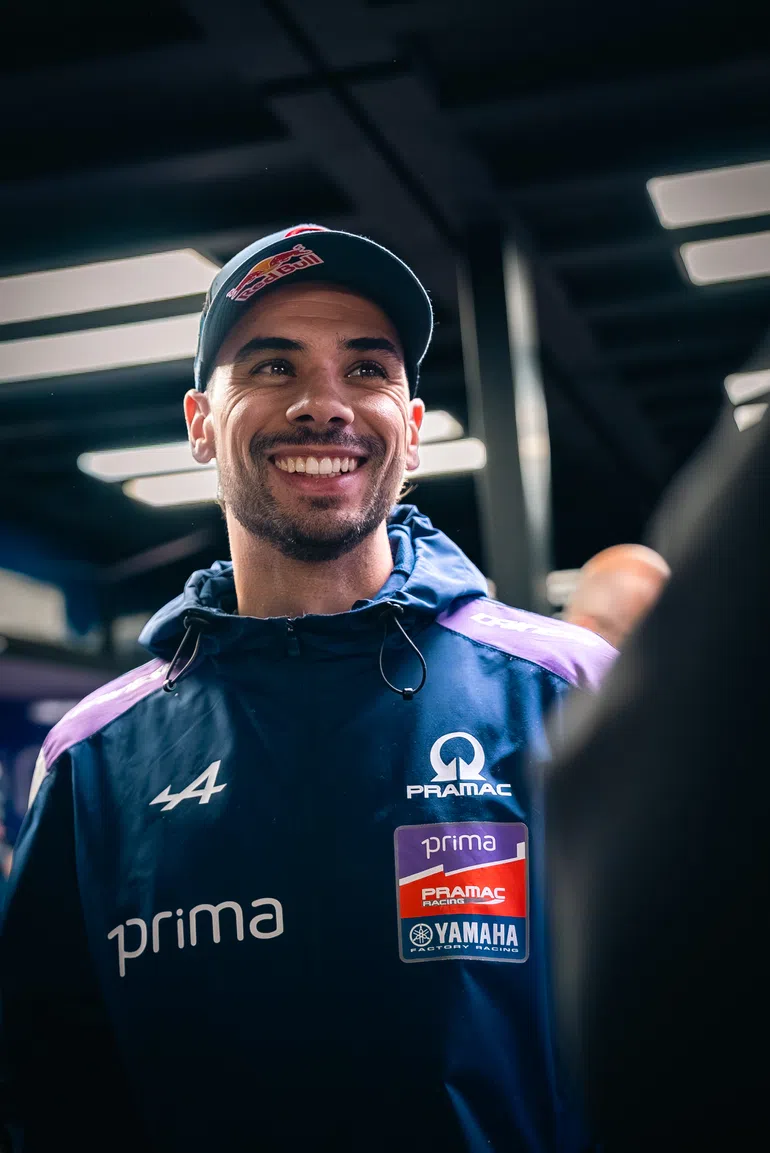 Adeus dramático! Oliveira sai em apoteose