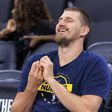 Mais uma noite no 'escritório' de Nikola Jokic