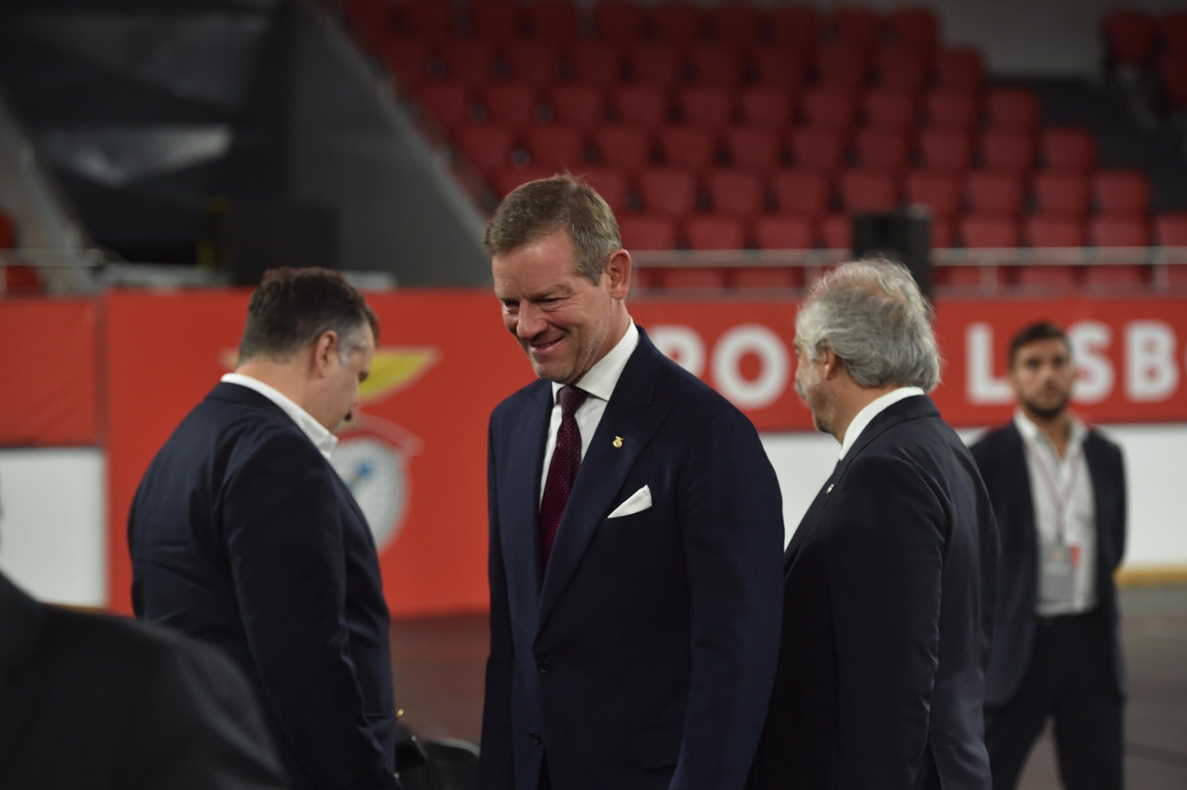 Martim Mayer, candidato derrotado na primeira volta, marcou presença na cerimónia de tomada de posse de Rui Costa - Foto: Miguel Nunes