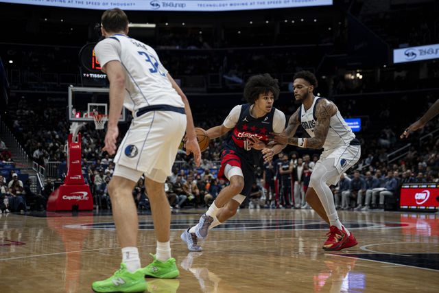 Mavericks vencem em casa dos Wizards