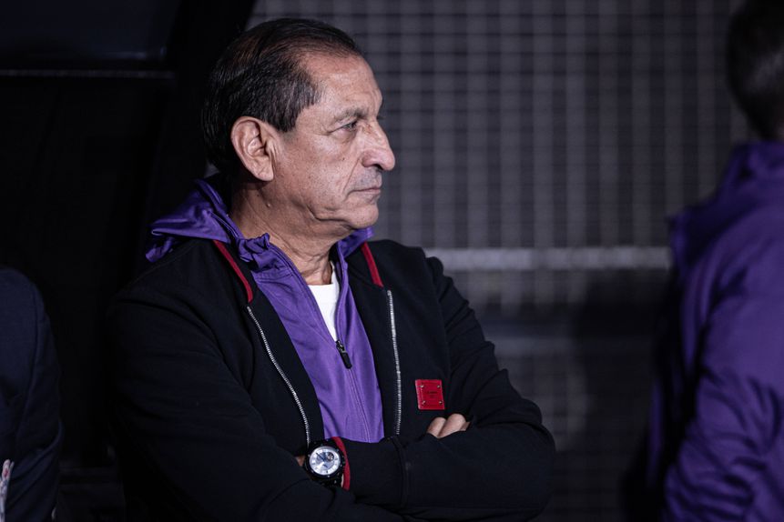 Ramón Díaz, treinador do Internacional, já tinha gerado controvérsia no passado