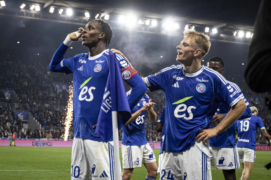 Emegha arrasa! Lille engole sapo gigante