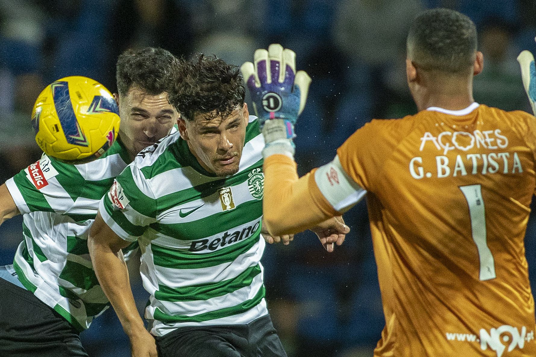 Maxi Araújo também participou no lance do primeiro golo do Sporting, da autoria de Pedro Gonçalves (Foto Eduardo Costa/LUSA)