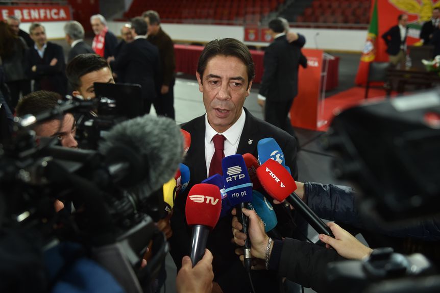 Rui Costa falou aos jornalistas depois da tomada de posse - Foto Miguel Nunes