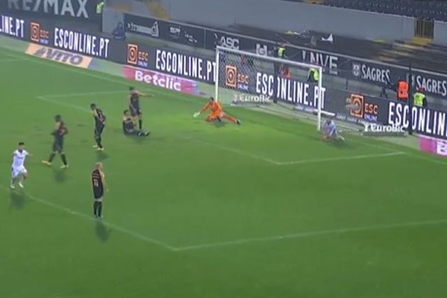 VÍDEO: André Silva assina reviravolta frente ao Sporting