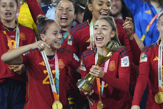 FIFA com três candidaturas para receber Mundial-2027