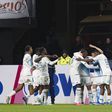 Ligue 1: Mesmo com 10 jogadores, Mónaco vence Rennes e pressiona o PSG