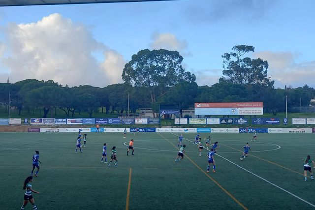 Sporting sofre mas elimina Amora