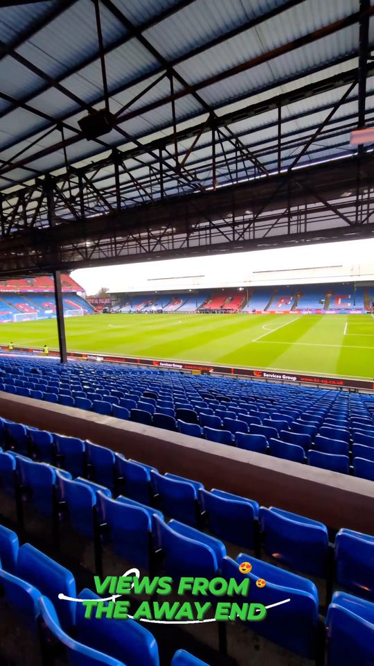 A vista do estádio do Crystal Palace para os adeptos do Liverpool