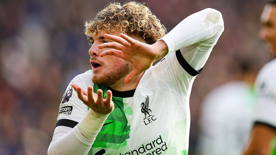 Harvey Elliot deu 3 pontos ao Liverpool e festejou assim (vídeo)