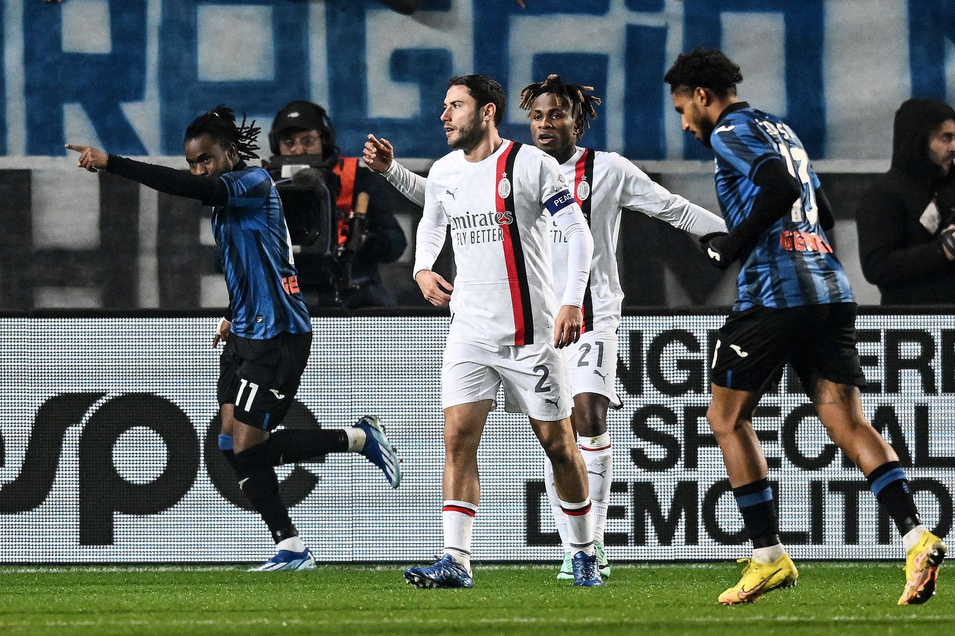 Pontapé na crise: Atalanta vence jogo dramático frente ao AC Milan 
