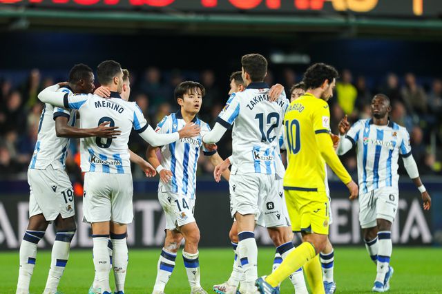 Real Sociedad goleia em casa do Vilarreal sem André Silva