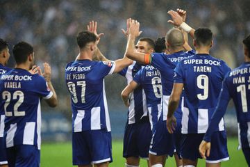 FC Porto derrota Casa Pia e cola-se ao Sporting na liderança