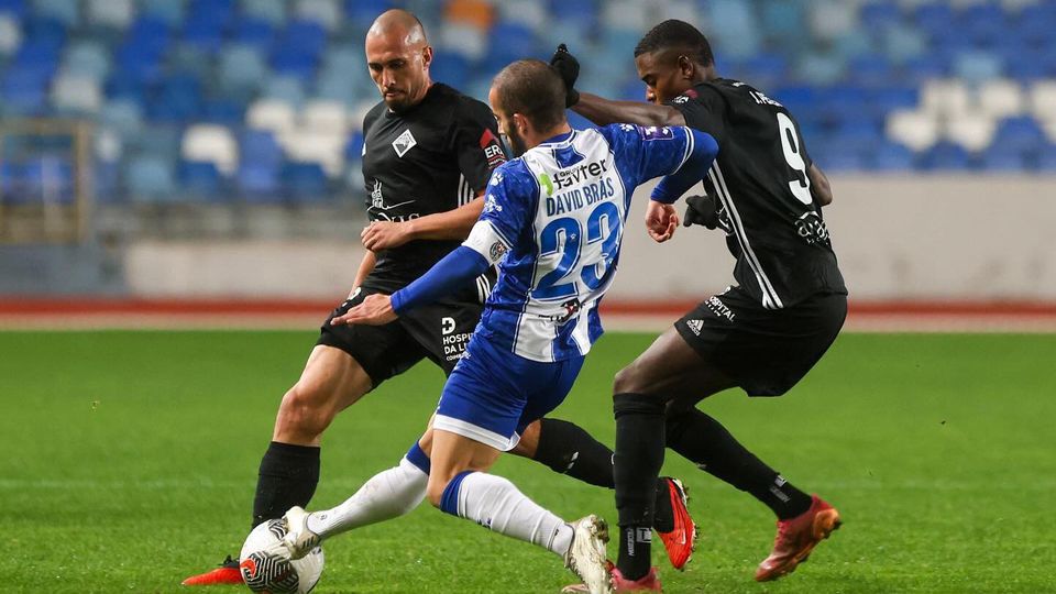Liga 3: Académica mete a quarta e acelera para a liderança à condição