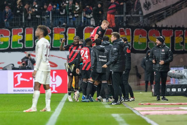 Bayern goleado em Frankfurt, Union Berlim põe fim a série de 16 jogos sem vencer