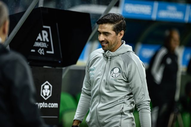 Adjunto do Palmeiras revela plano de Abel para pressionar Botafogo