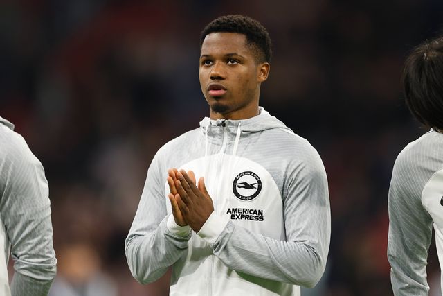 Treinador do Brighton confirma paragem de Fati