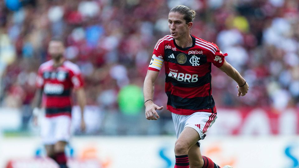 Filipe Luís: «Jorge Jesus é o melhor treinador da história do Flamengo»