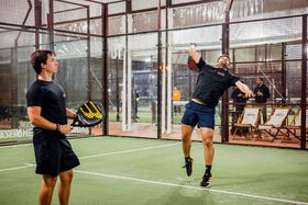 Luta pelos lugares de topo ao rubro na A Bola Padel Corporate League