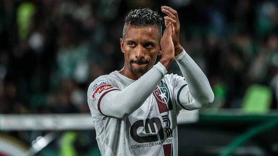 Antes da reforma, Brasil chamou por Nani, «que mete Depay no chinelo»