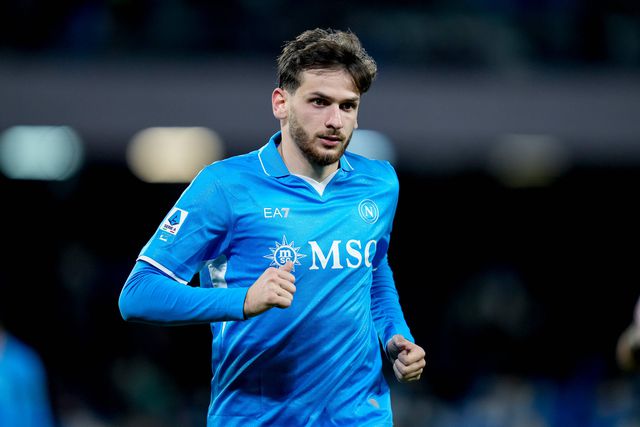 Kvaratskhelia próximo de renovar com o Nápoles