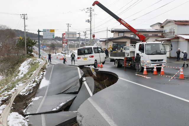 Japão: sismo com alerta de tsunami fez pelo menos 30 feridos