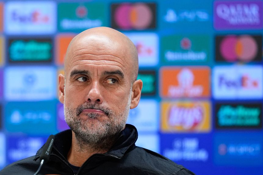 Pep Guardiola, treinador do Manchester City