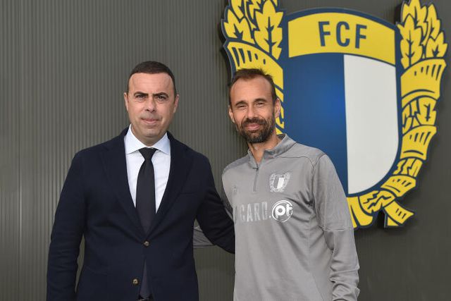 Miguel Ribeiro, presidente da SAD do Famalicão, confessou a A BOLA estar extremamente agradado com o trabalho do técnico - Foto: Miguel Nunes