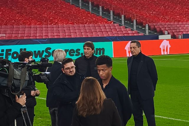 David Neres foi o alvo de todas as atenções no regresso à Luz