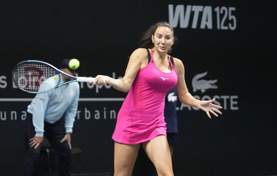 A francesa de 29 anos Océane Dodin sonha em jogar o Open da Austrália. IMAGO
