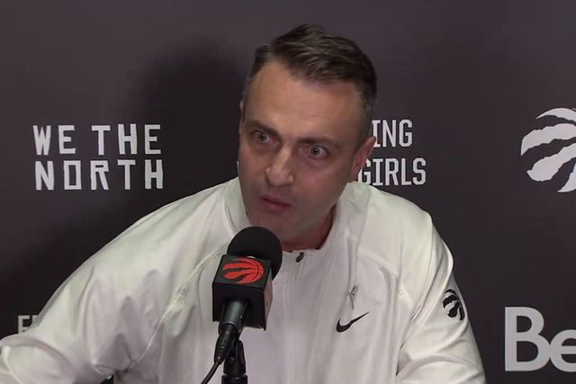 Treinador dos Raptors explode contra árbitros: «Foi uma m****, os Lakers têm de ganhar?» (vídeo)