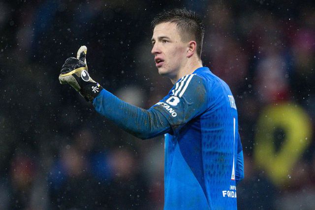 Trubin escreve a Macron a pedir exclusão de russos e bielorrussos de Paris-2024