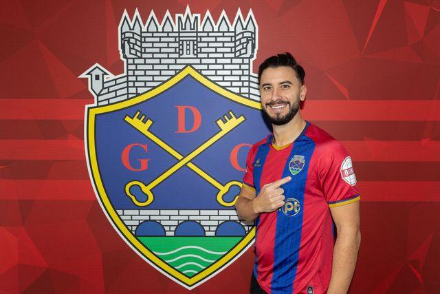 Mercado (oficial): Raphael Guzzo assina pelo Chaves