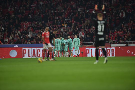 VÍDEO: golaço de Zalazar restabelece o empate na Luz