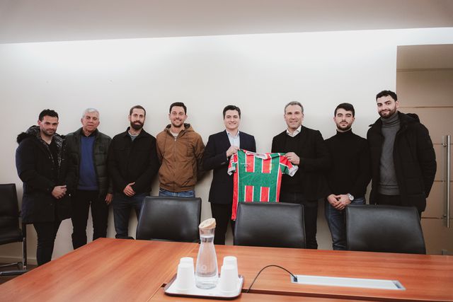 Estrela da Amadora: Sérgio Vieira cumpriu promessa e visitou o Hospital Amadora-Sintra