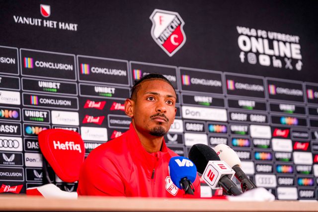 Haller apresentado no Utrecht