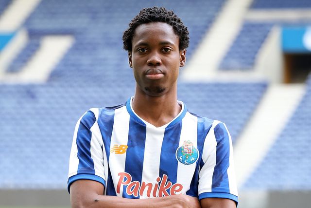 Médio ganês chega ao FC Porto
