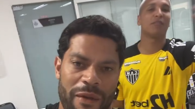 Hulk goza com ex-Benfica: «Só bebe água...»