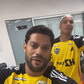 Hulk goza com ex-Benfica: «Só bebe água...»