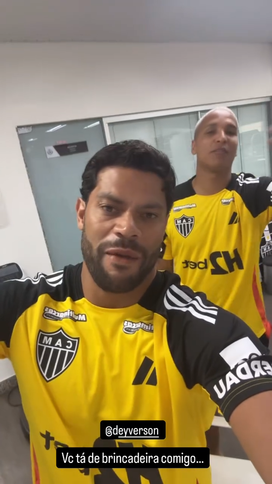 Hulk goza com ex-Benfica: «Só bebe água...»