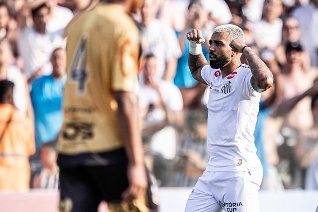 Gabigol a festejar no regresso ao peixe - Foto: Santos/X