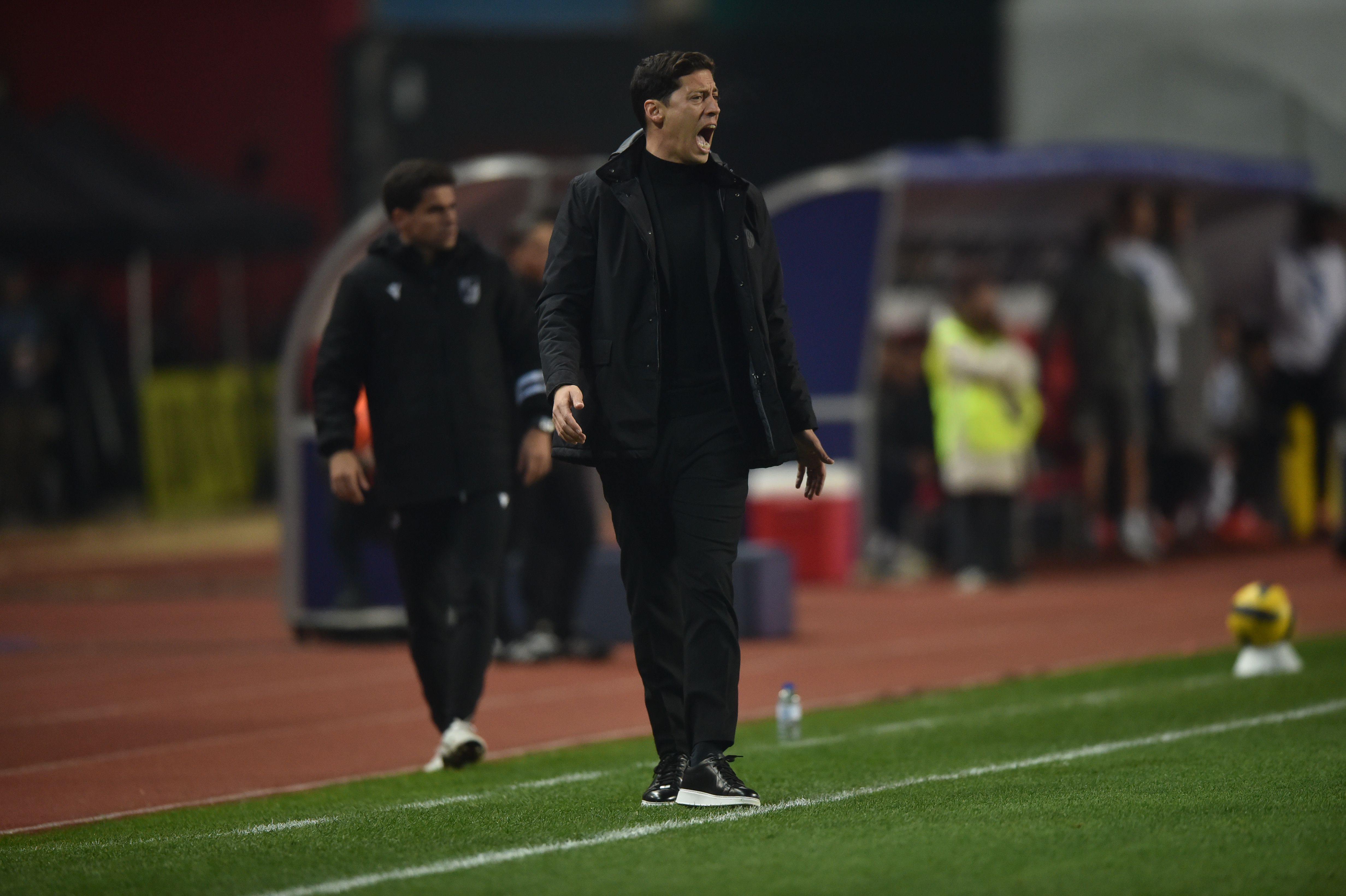 Luís Pinto, treinador do Vitória de Guimarães - Foto: Miguel Nunes
